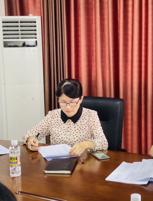 ?？谑协h(huán)境發(fā)展有限公司組織召開(kāi)2022年政策法規業(yè)務(wù)能力提升第六次學(xué)習會(huì )(圖2)