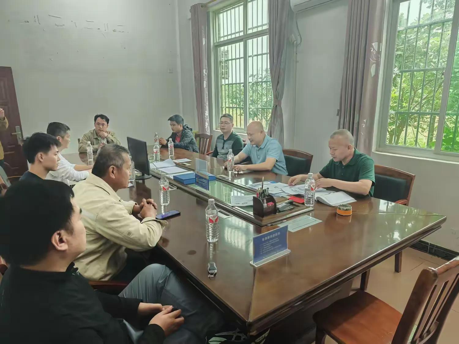 市環(huán)發(fā)公司黨委書(shū)記、董事長(cháng)周小勇帶隊調研督導迎接國家后評估考核、省第三方評估考核和鄉村振興工作